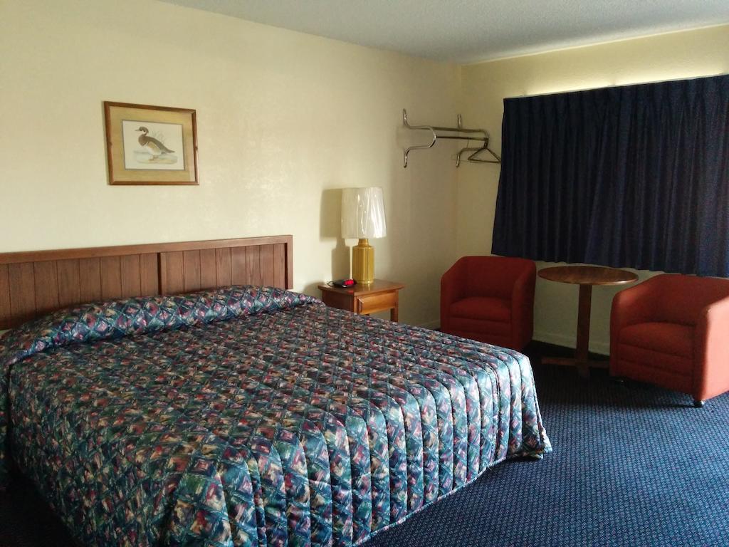 Crystal Motel Oakhurst Room photo
